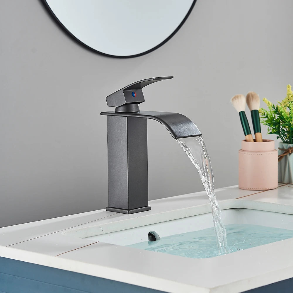 Onyzpily Deck Mounted Waterfall Basin Faucet Single Lever Hot Cold