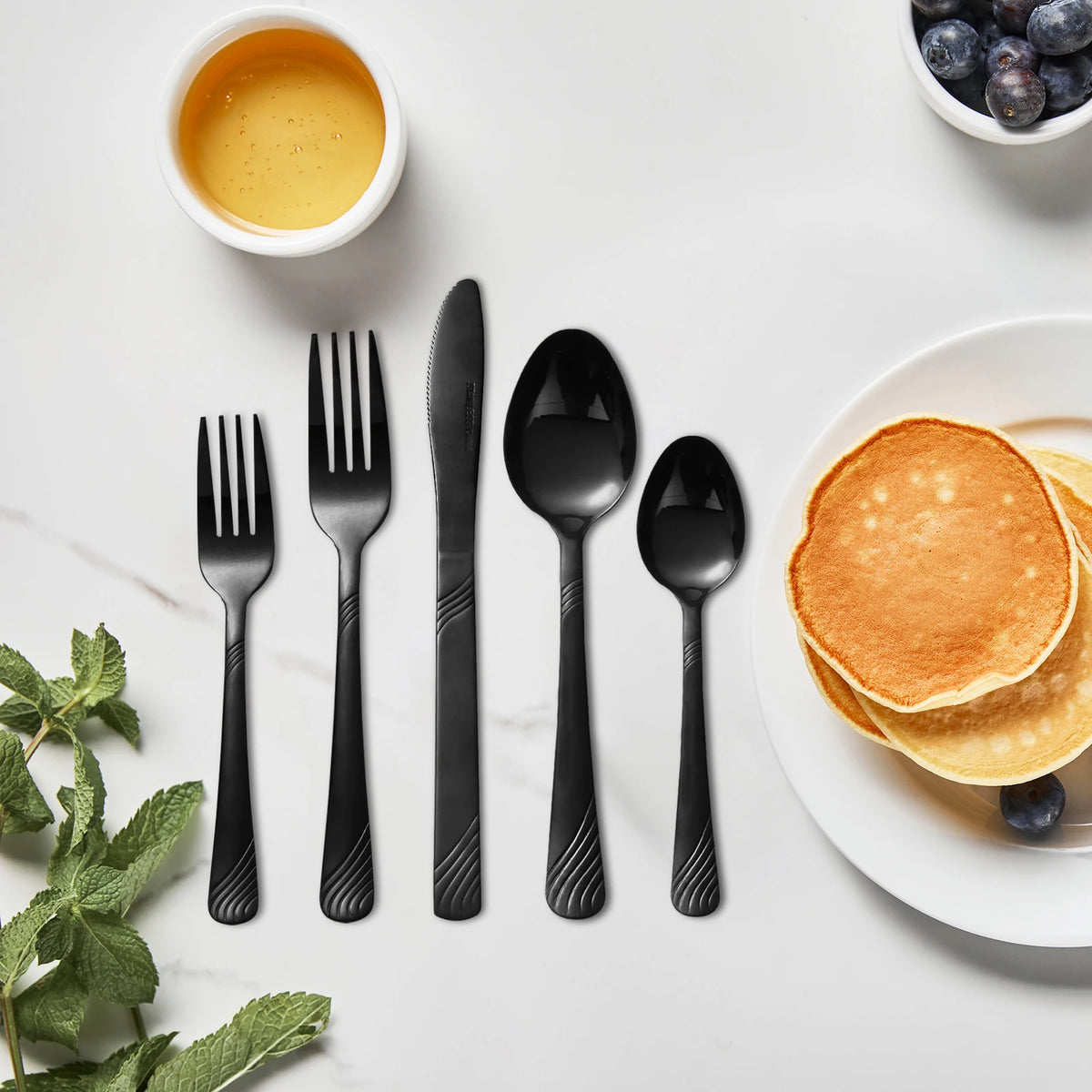 HANSMART Stainless Steel Dishwasher Safe Flatware Set With Wave Handles