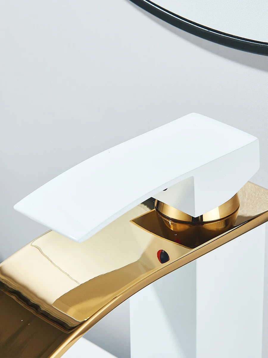 Onyzpily Deck Mounted Waterfall Basin Faucet Single Lever Hot Cold