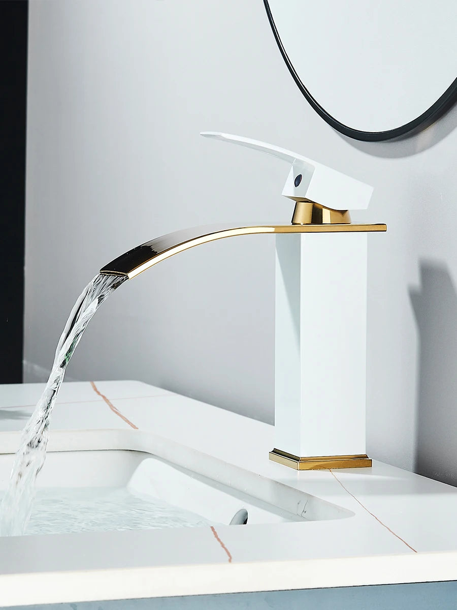 Onyzpily Deck Mounted Waterfall Basin Faucet Single Lever Hot Cold