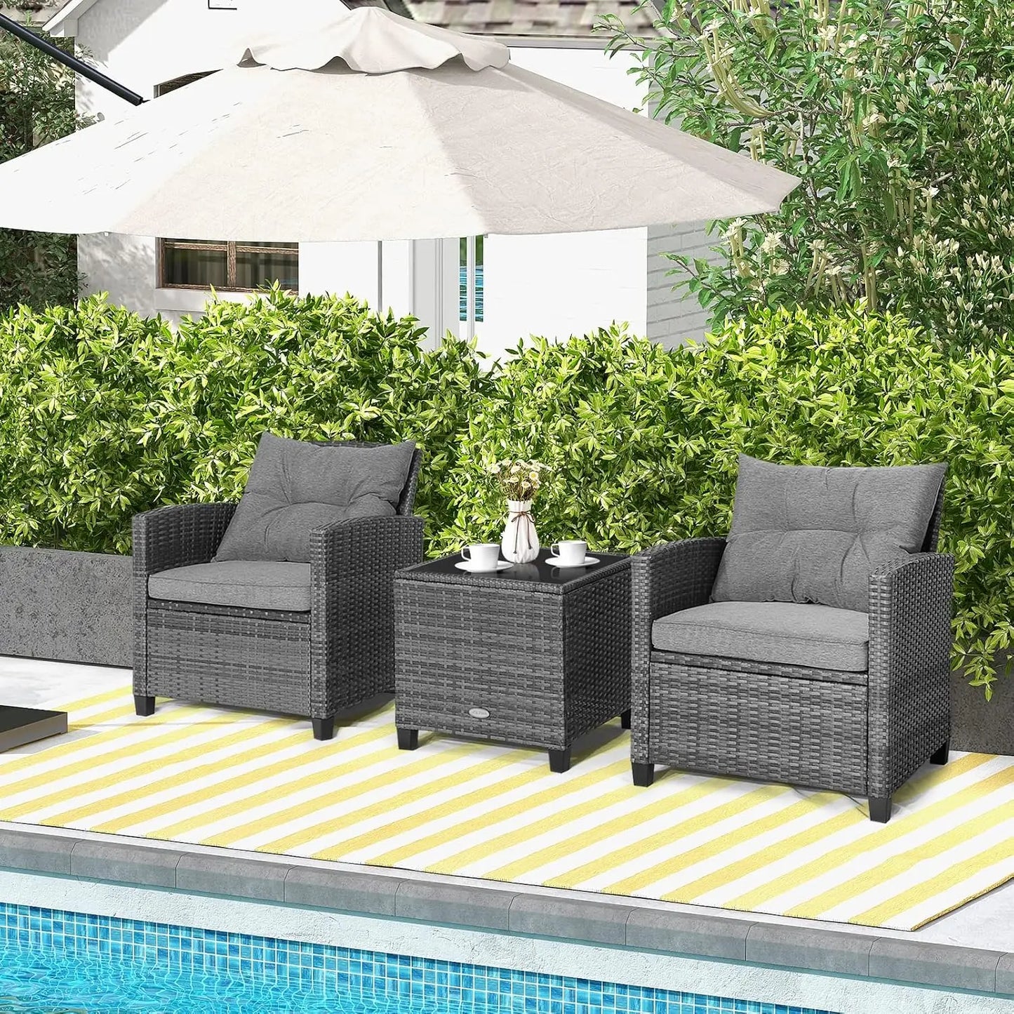 Outdoor PE Rattan Conversation Set With Tempered Glass Side Table