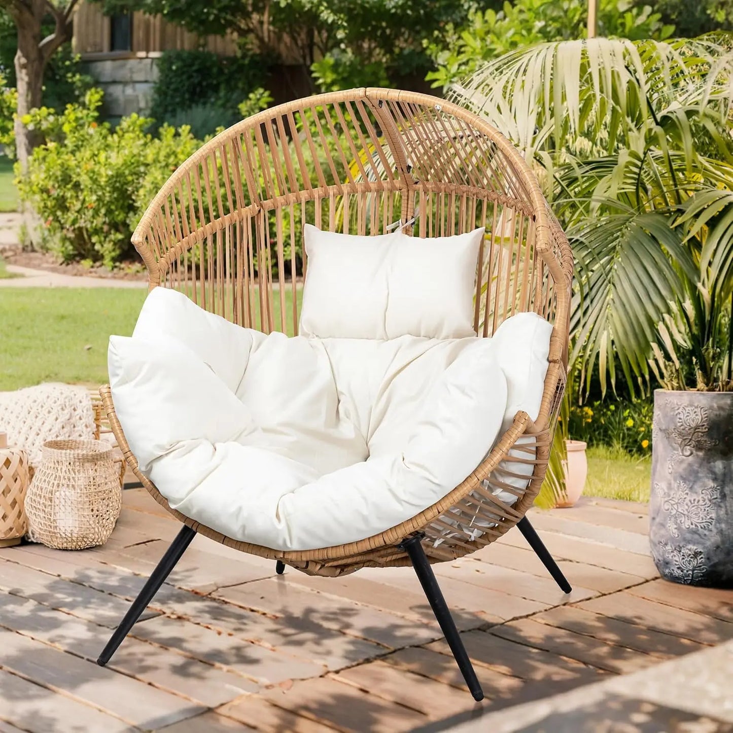 Vongrasig Outdoor Wicker Egg Chair With Cushion Patio